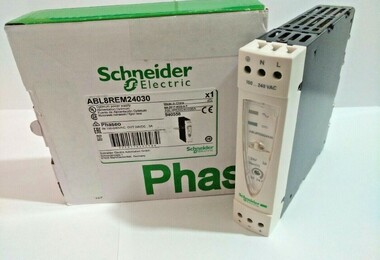 Крупная поставка модульных блоков питания Schneider Electric ABL MODICON с выходным напряжением 12В, 50Вт